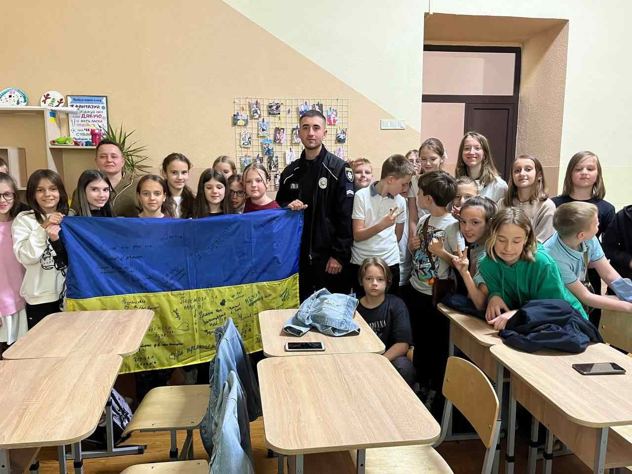 Ліцеїсти зустрілися з військовими на День захисника і захисниці України